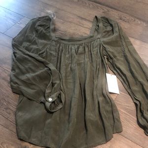 [A New Day] off the shoulder tunic xs